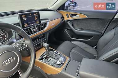 Седан Audi A6 2015 в 