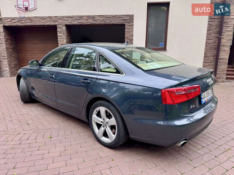 Седан Audi A6 2011 в Киеве