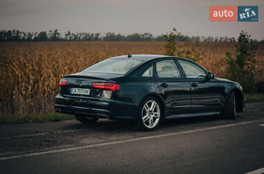 Седан Audi A6 2015 в 