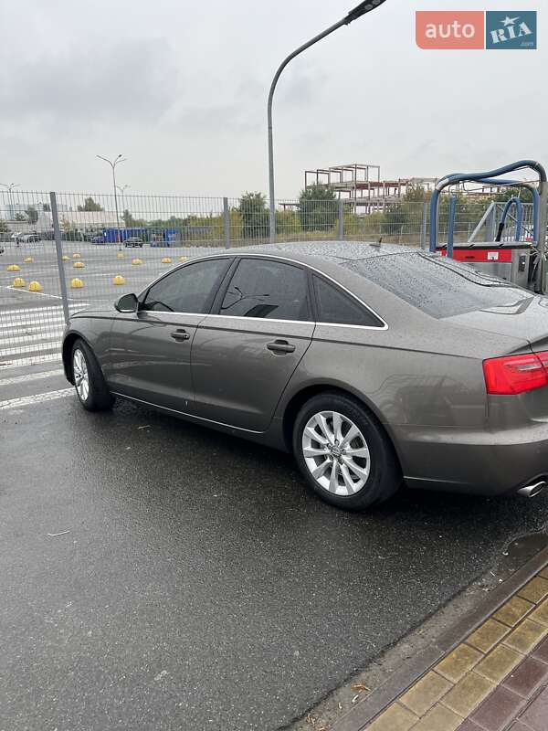 Седан Audi A6 2014 в Києві