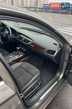 Седан Audi A6 2014 в 