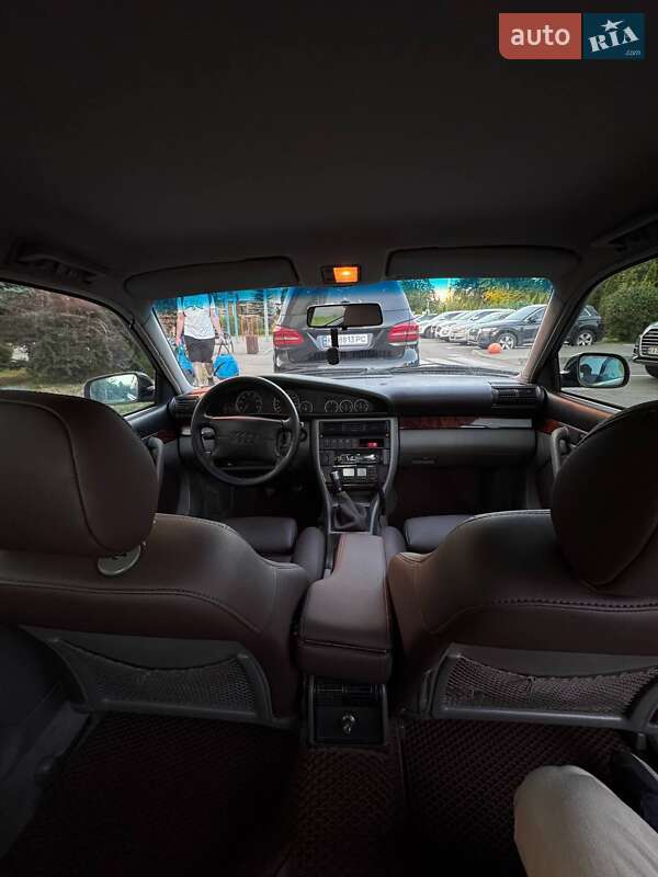 Седан Audi A6 1997 в Киеве