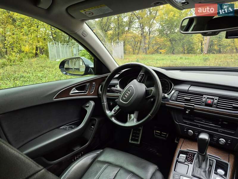 Седан Audi A6 2016 в Сумах