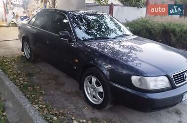 Седан Audi A6 1995 в  фото 28 Седан Audi A6 1995 в