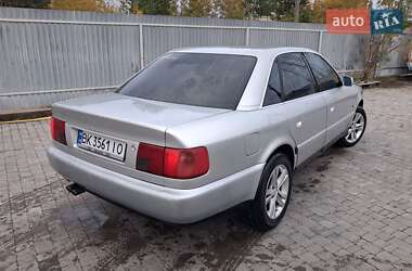 Седан Audi A6 1995 в 