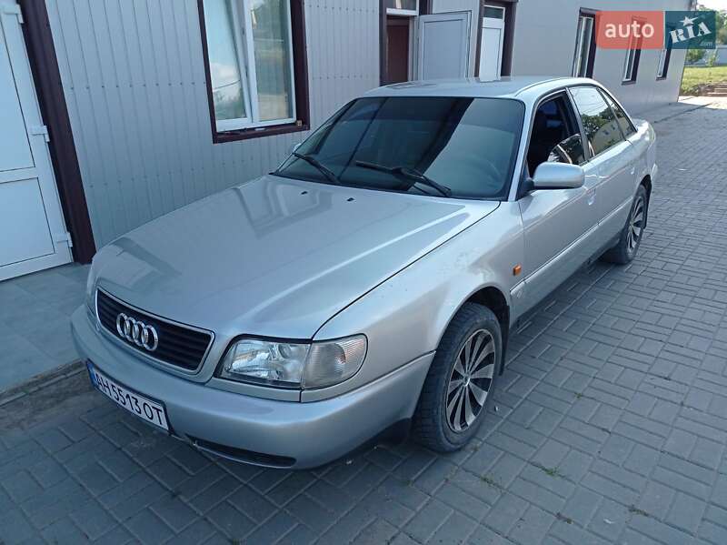 Седан Audi A6 1996 в Виннице