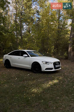 Седан Audi A6 2012 в Кривом Роге