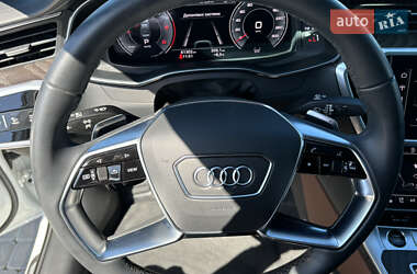 Седан Audi A6 2022 в 