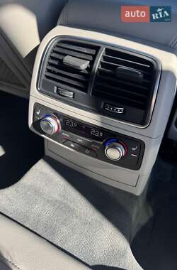 Седан Audi A6 2016 в 