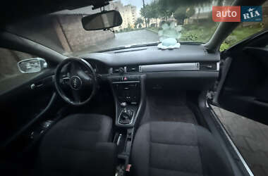 Седан Audi A6 2002 в 