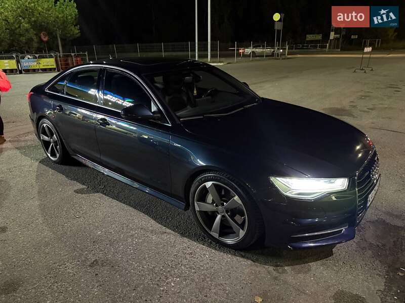 Седан Audi A6 2015 в Сумах