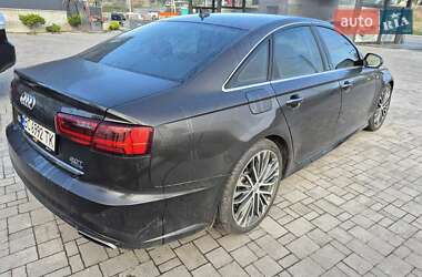 Седан Audi A6 2015 в 