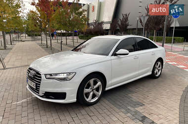 Седан Audi A6 2015 в 