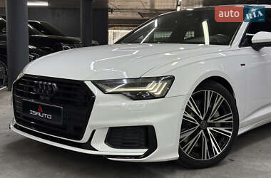 Седан Audi A6 2019 в 