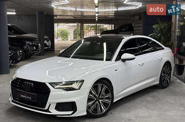 Седан Audi A6 2019 в 