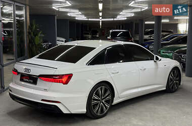 Седан Audi A6 2019 в 