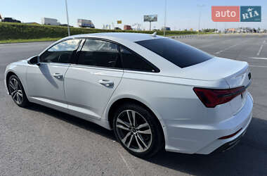 Седан Audi A6 2022 в 
