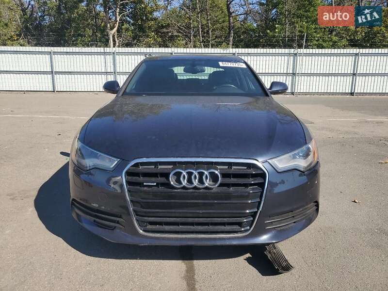 Седан Audi A6 2013 в Луцке