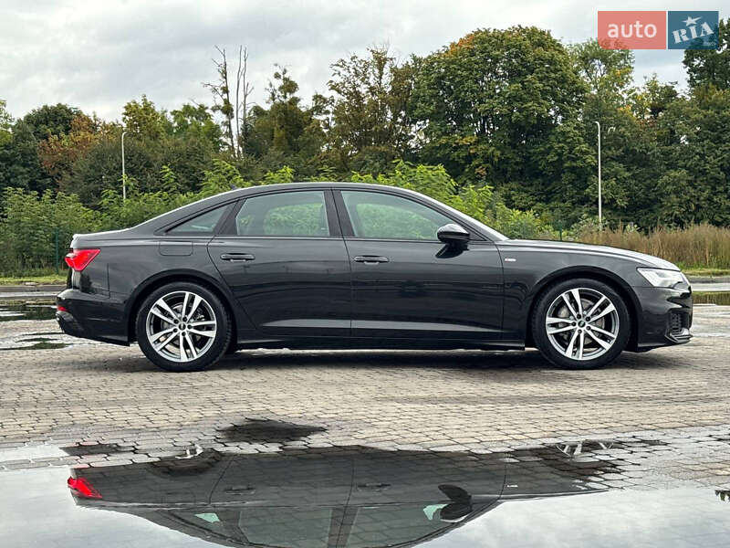 Седан Audi A6 2021 в Радивиліві
