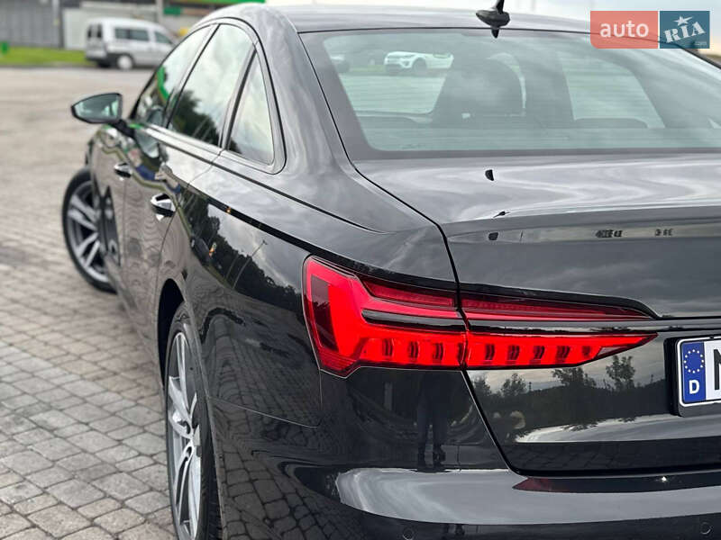 Седан Audi A6 2021 в Радивиліві