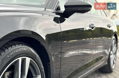 Седан Audi A6 2021 в 