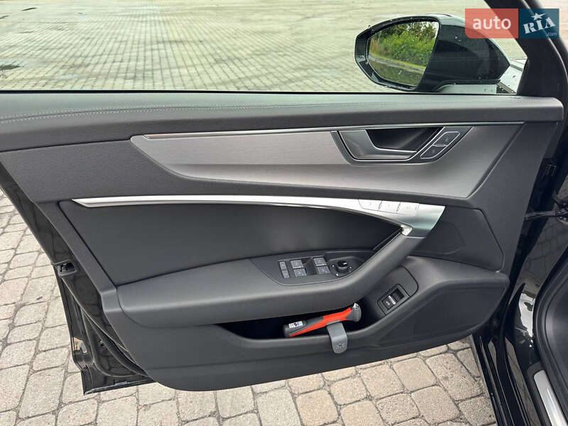 Седан Audi A6 2021 в Радивиліві