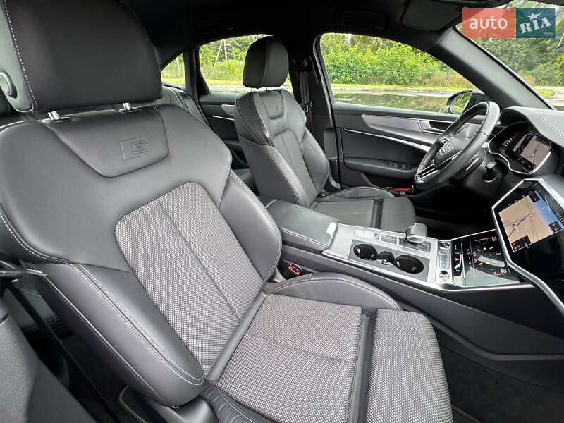 Седан Audi A6 2021 в Радивиліві