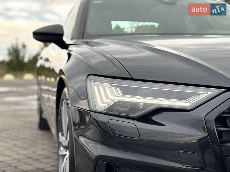 Седан Audi A6 2021 в Радивиліві