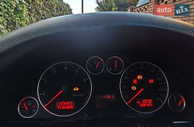 Седан Audi A6 2001 в 