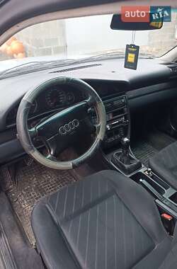 Седан Audi A6 1995 в 