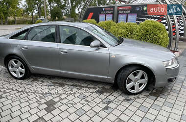 Седан Audi A6 2004 в 