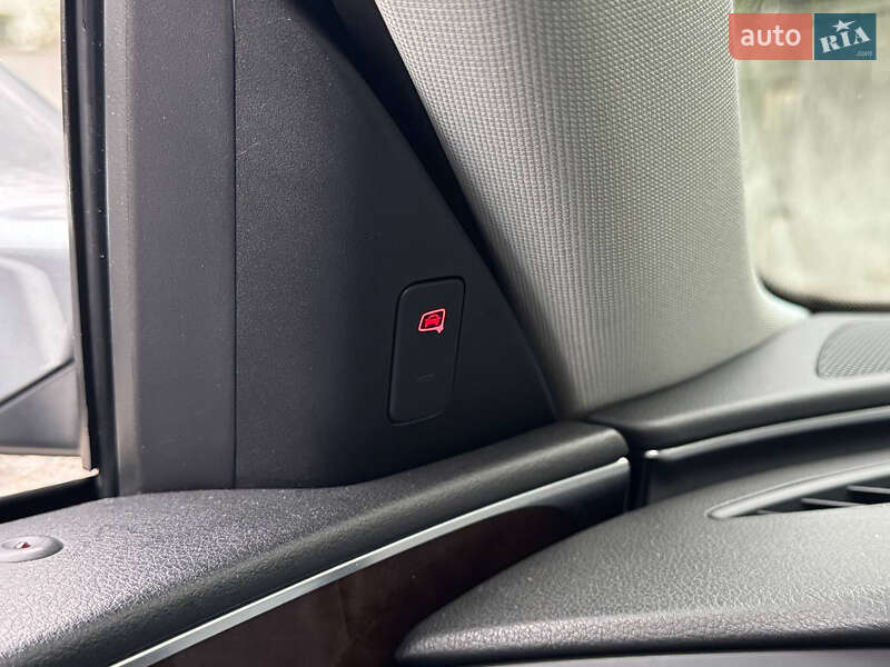Седан Audi A6 2015 в Киеве