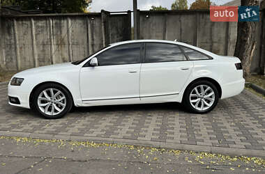 Седан Audi A6 2010 в 
