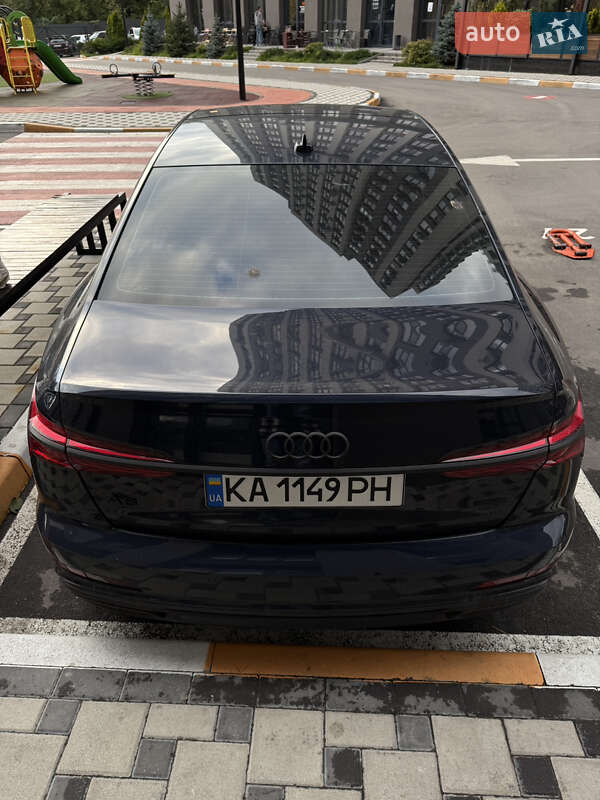 Седан Audi A6 2018 в Киеве