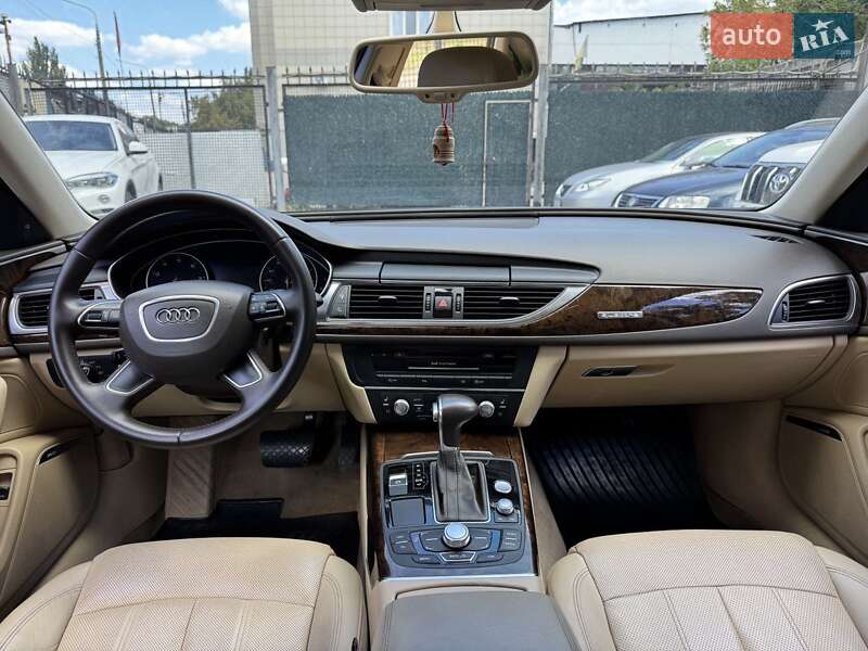Седан Audi A6 2014 в Запоріжжі