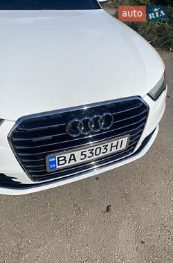 Седан Audi A6 2015 в 