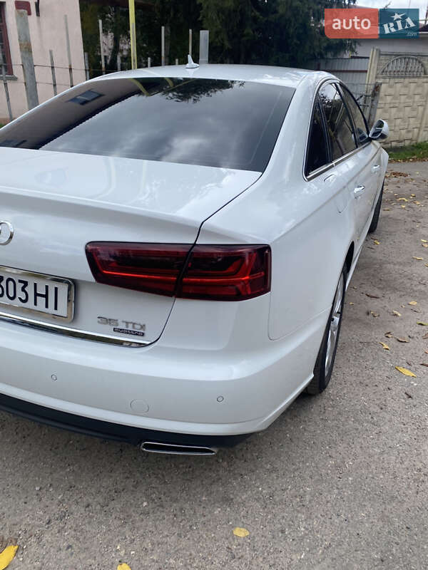 Седан Audi A6 2015 в Знам'янці