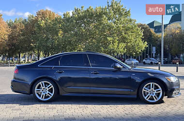 Седан Audi A6 2016 в 