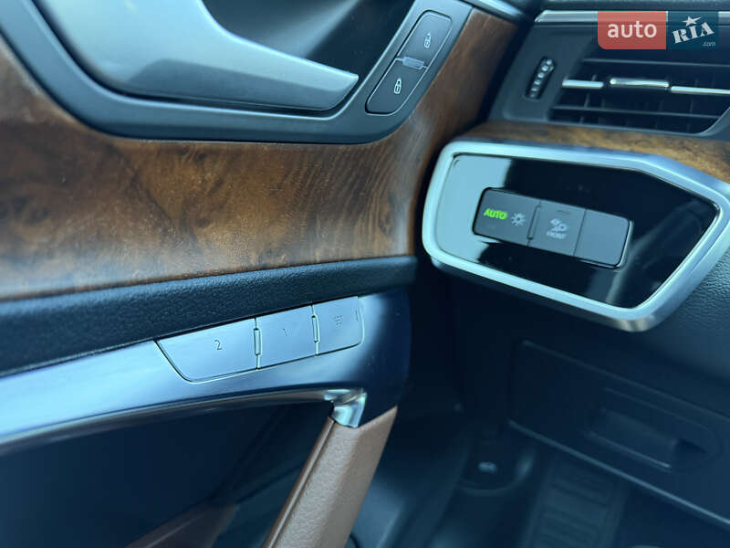 Седан Audi A6 2023 в Борисполі