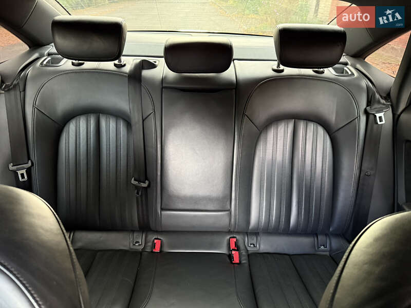 Седан Audi A6 2012 в Киеве