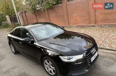 Седан Audi A6 2012 в 