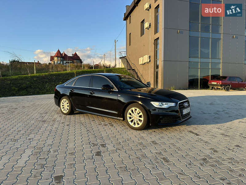 Седан Audi A6 2013 в Чернівцях