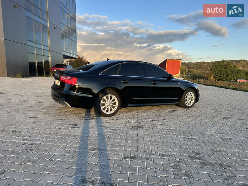 Седан Audi A6 2013 в 