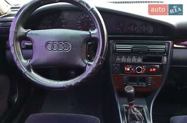 Седан Audi A6 1995 в 