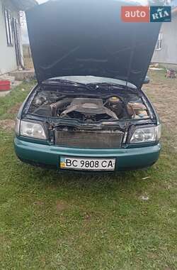 Седан Audi A6 1995 в 