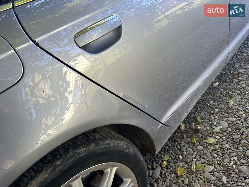 Седан Audi A6 2004 в Снятині