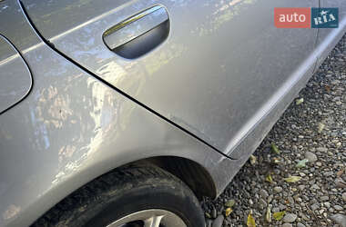 Седан Audi A6 2004 в 