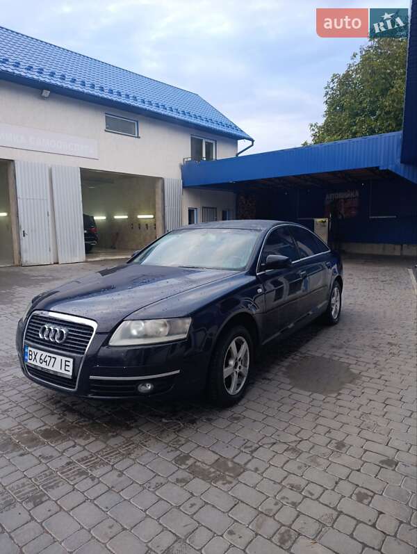 Седан Audi A6 2004 в Кременце