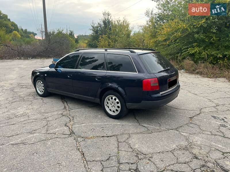 Універсал Audi A6 2000 в Умані