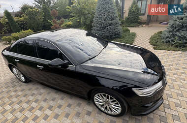 Седан Audi A6 2018 в 